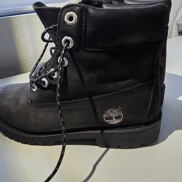 Timberlands - Picture 2 of 8